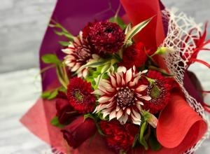還暦お祝いの花束｜「花曜日」　（奈良県橿原市の花キューピット加盟店 花屋）のブログ