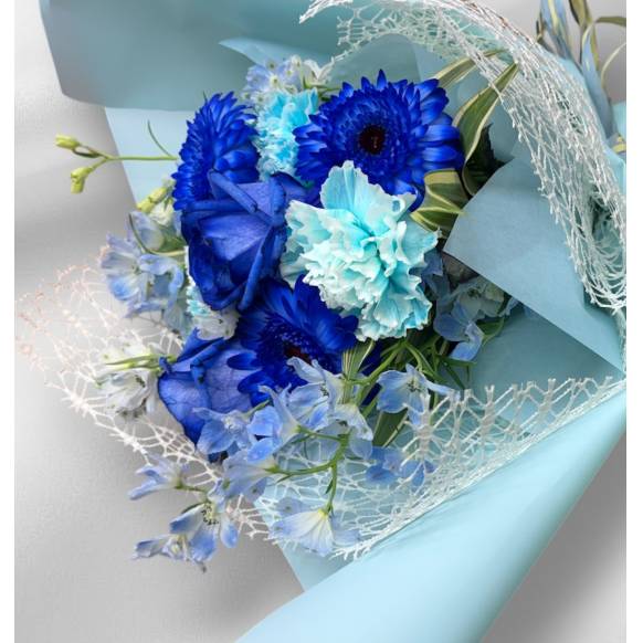 ブルー系の花束